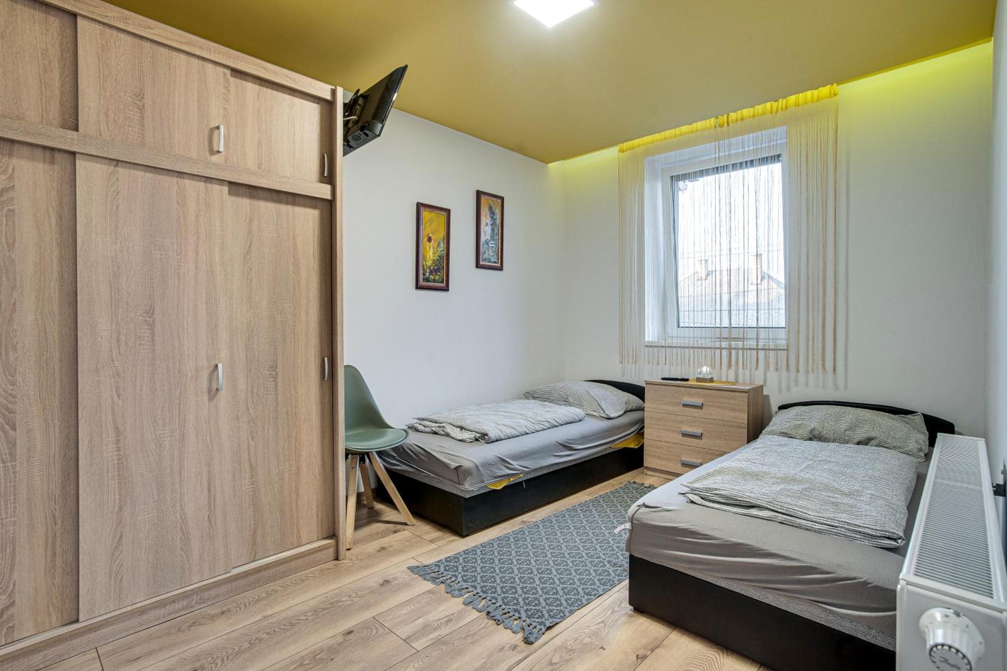 Magdi Vendeghaz A-B Apartment Celldomolk Exterior photo